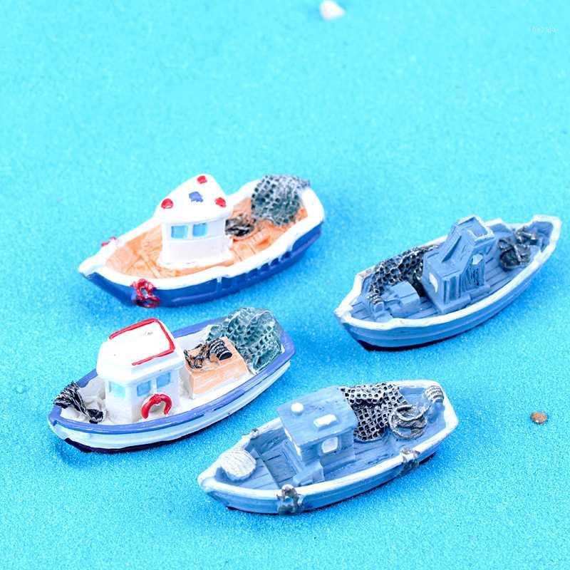 

4pcs Resin Model Ships Miniatures For Mini Gardens Fairy Garden Miniatures Terrarium Figurines Crafts Home Decorations1