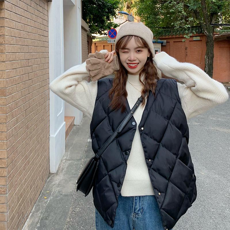 

Warm Argyle Girls Loose Hot Winter Vest Casual Women Thicken Sleeveless Outerwear Solid All Match Vintage 2021 Coats, Beige