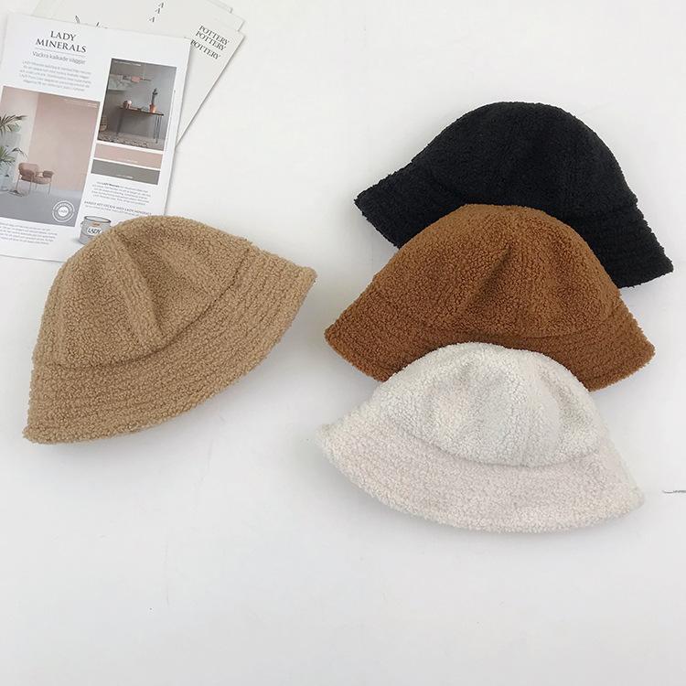 

Autumn and Winter Korean Students Retro Lambskin Fisherman Hat Solid Color Light Board Artistic Bucket Hat Warm Earmuffs, White