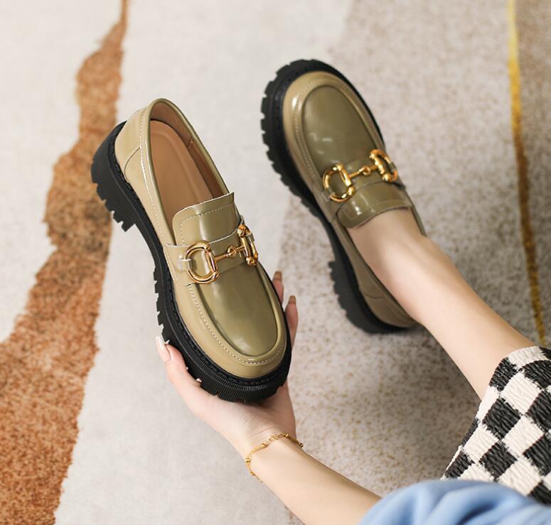 

Elegant Horsebit-detailed Womens casual shoes Girl Loafers Shoes Metallic Embroidered Bee White Black Leather Women platforms Walking Chunky Lug Soles 35-40