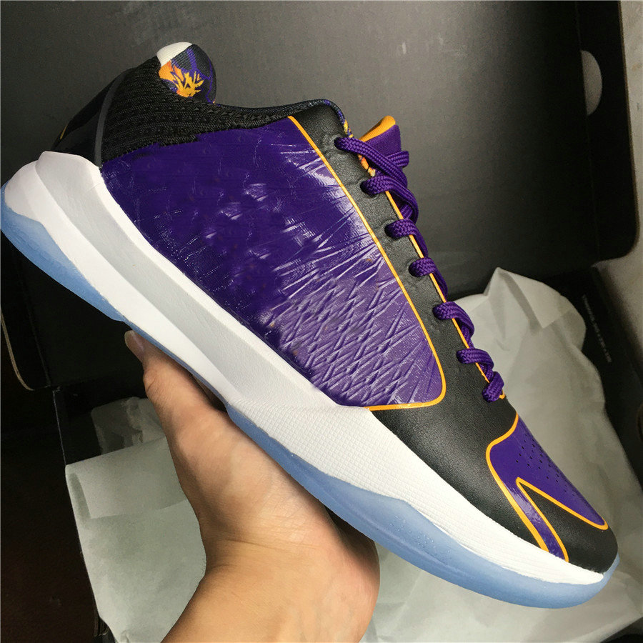 

5 Protro Big Stage Parade Lakers Eybl Bruce Lee Chaos Mens Black Mamba Zoom Designer Shoes Sports Sneakers