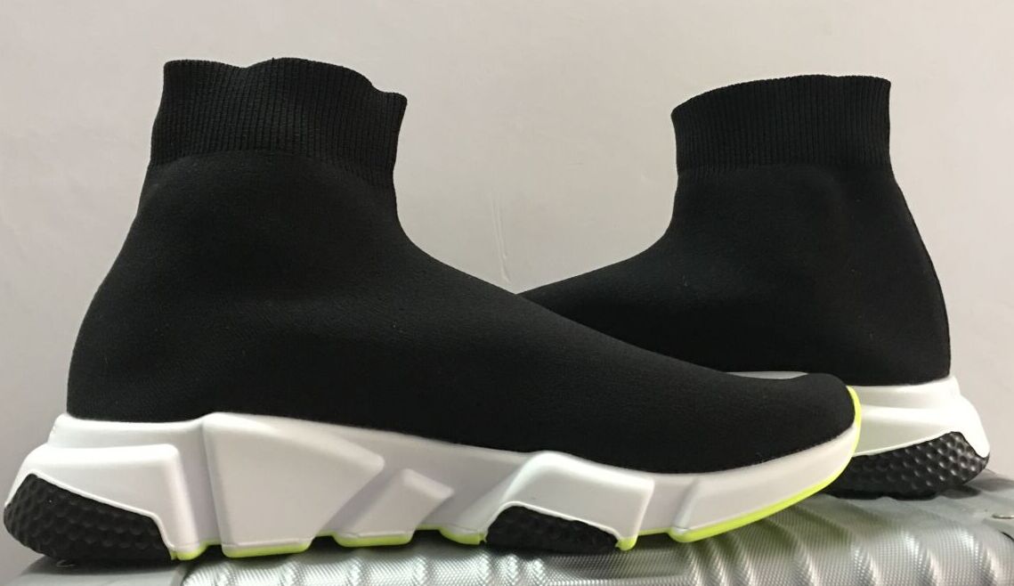

2021 New Sock Shoes Speed Trainer Runner Triple Black stretch knit Paris Fashion Women Mens Ankle Boots Sneakers Platform trainers