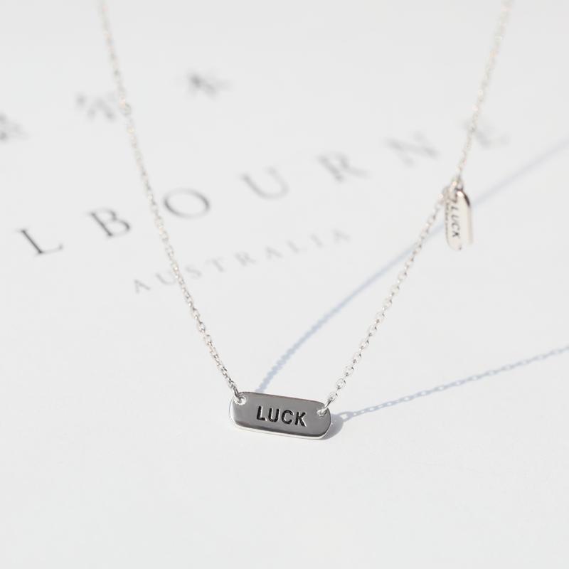 

JLN1243 Handmade small ornaments simple cold wind Necklace clavicle woman