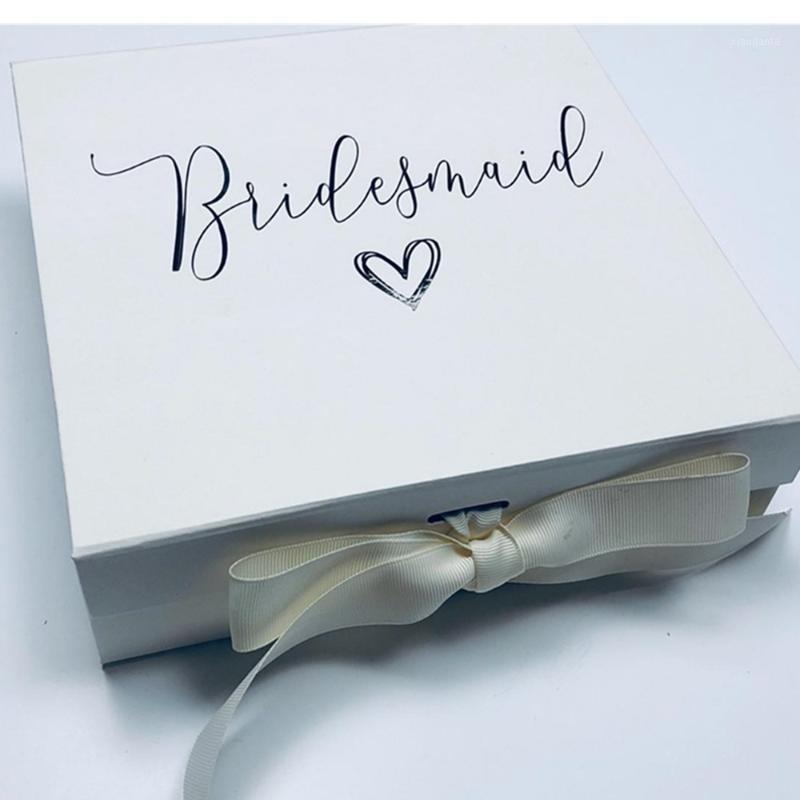 

Personalised white Bridesmaid proposal box, bridesmaid gift box, thank you gift box,cutom wedding day present for bridal party1