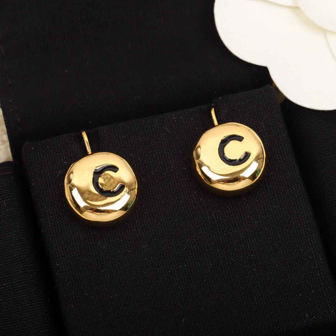 

2022 Top quality Charm small round shape stud earring in 18k gold plated drop earrings for women wedding jewelry gift have stamp PS7231