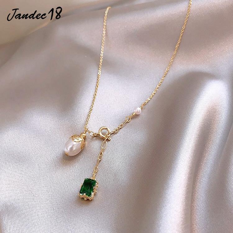 

Chains Elegant Alloy Collares Pearl Choker Clavicle Square Emerald Pendant Chain Aesthetic Exquisite Necklace Women Jewelry Accessories