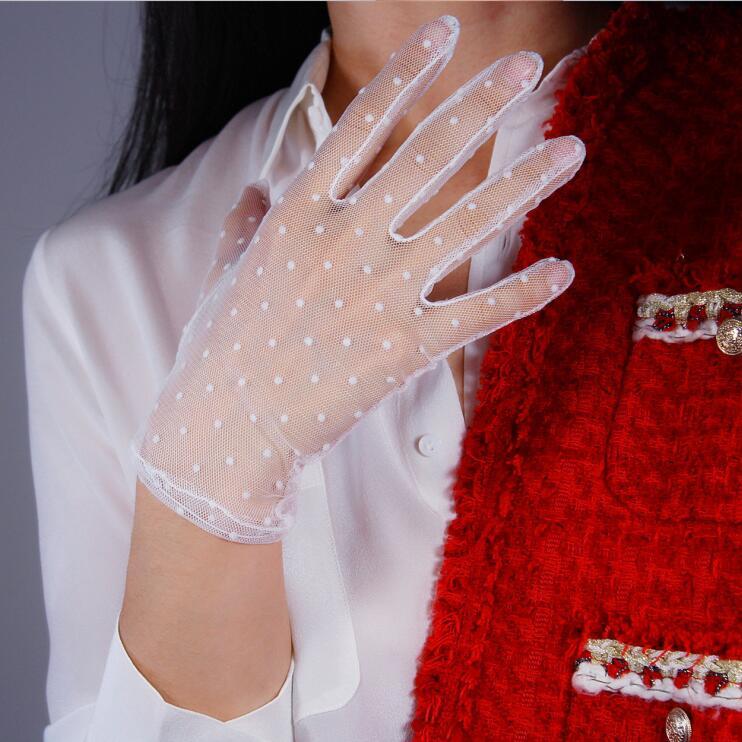 

Women's sexy transparent dot print white mesh glove female summer sunscreen club party dancing glove R1908