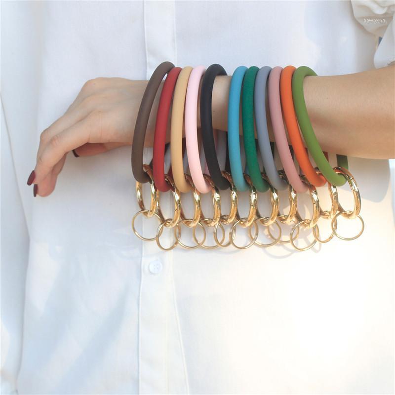 

300pcs/lot silicone Wear Bracelet Keychain for Women Gifts Trendy Exaggerated Circle Wristlet Keychain Unisex Jewelry1