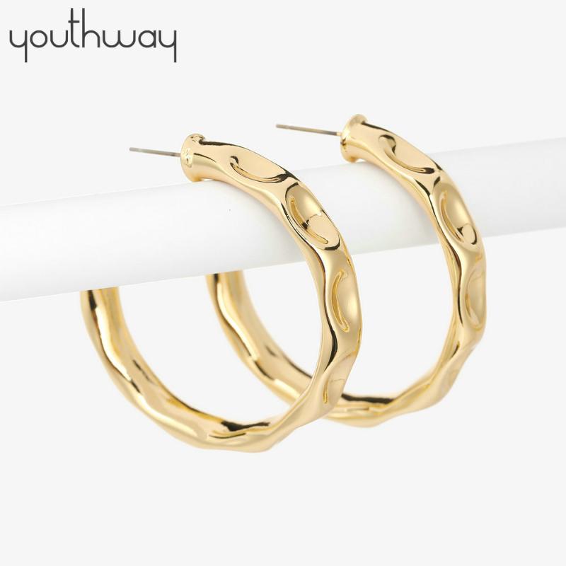 

New arrivals C shaped gold plated brass Hammer hoop earrings minimalist Smooth large hoop earrings formal ladies metal jewelry, Golden;silver