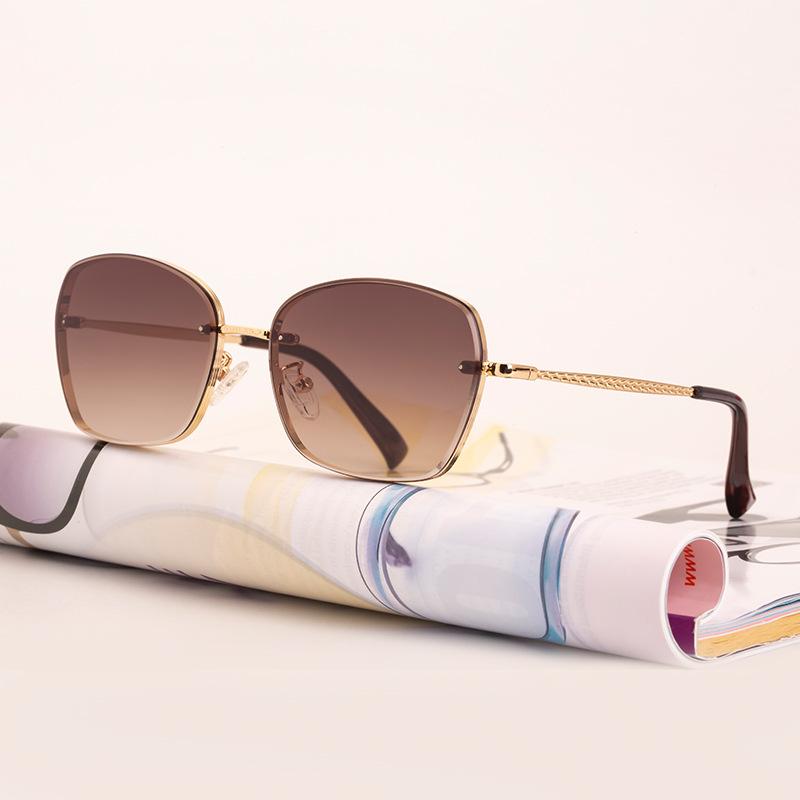 

Sogoo 2021 New Retro Women's Trend Frameless Metal Sunglasses Fashion Small Size Sun Glasses Luxury 2a202