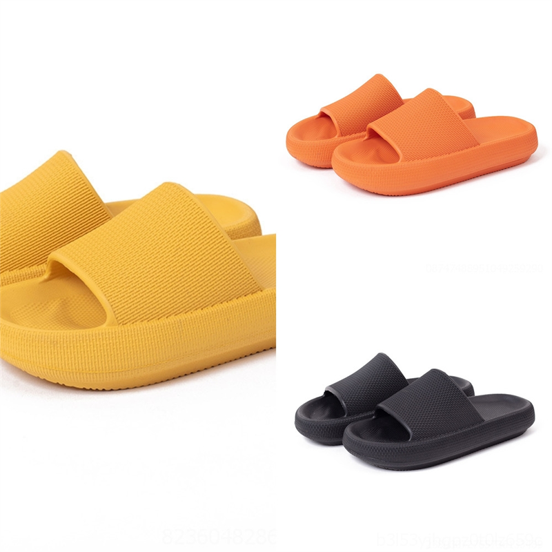 

wFp Hot Sale-Summer Brand women Flip flops Slipper Luxury Fashion Genuine Leather slides pet sock slipper sandals Metal Chain Ladies, Black