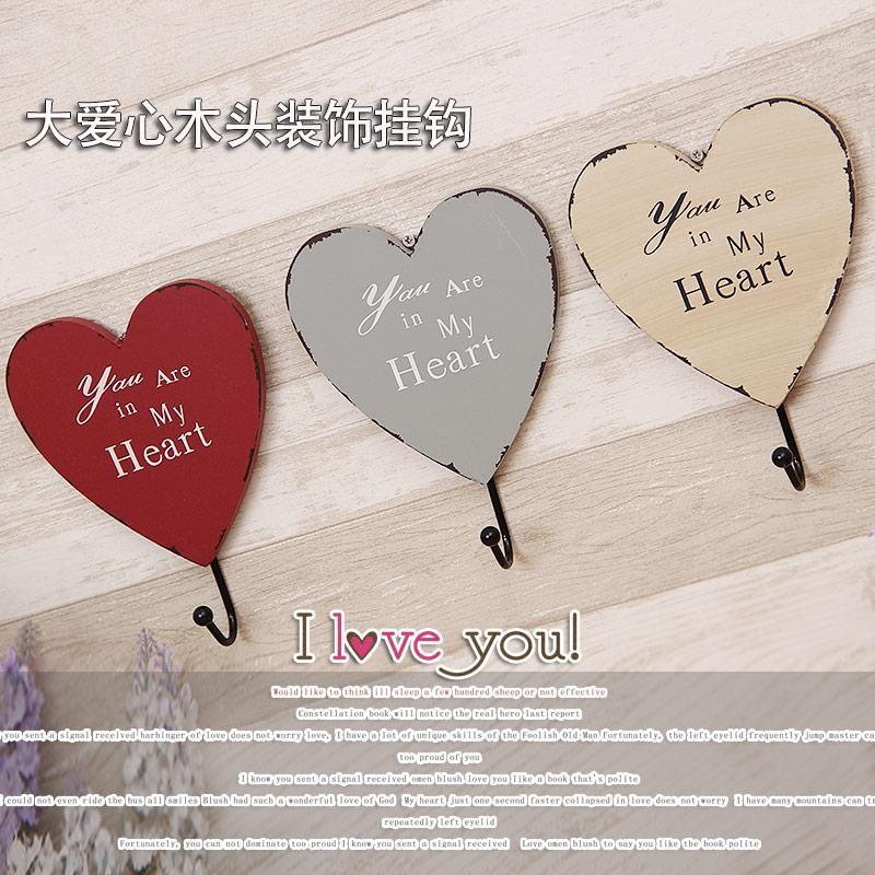 

Korean big love letters Home Furnishing women's clothing store decoration beautiful wood general decorative hook1