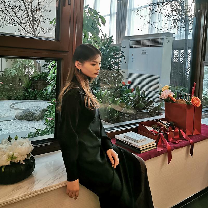 

Korean 2019 winter women's new East Gate temperament high collar side slit long wool sweater1, Black