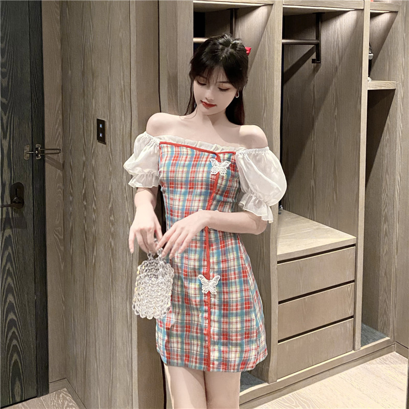 

2021 New Fashion Female Retro Summer Butterfly Embroidered Square Collar Plaid Bubble Sleeve Dress Short Scabbard TJ71, Red