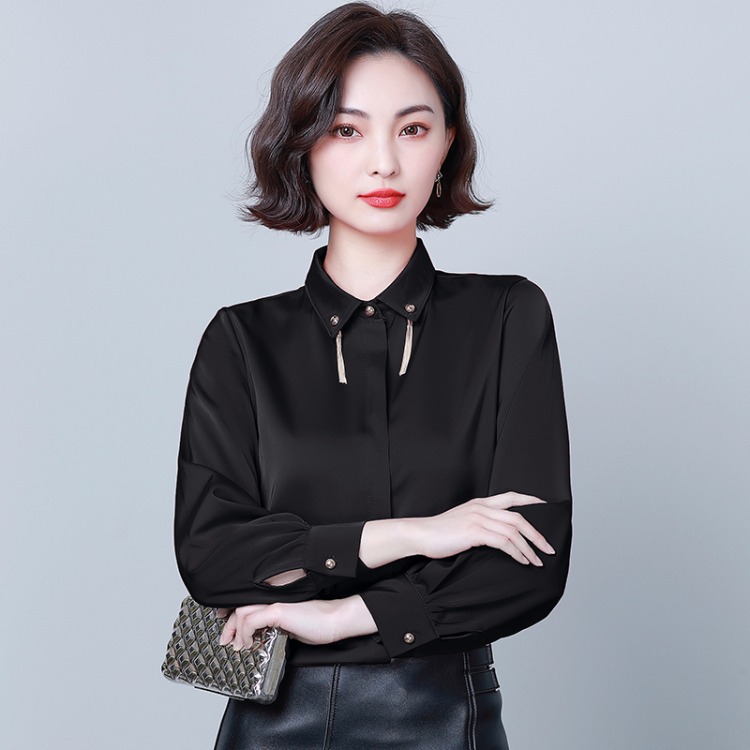 

Simple basic round neck long sleeve T-shirt for women Korean version design feeling irregular fold wear loose bottom shirt 5593, White
