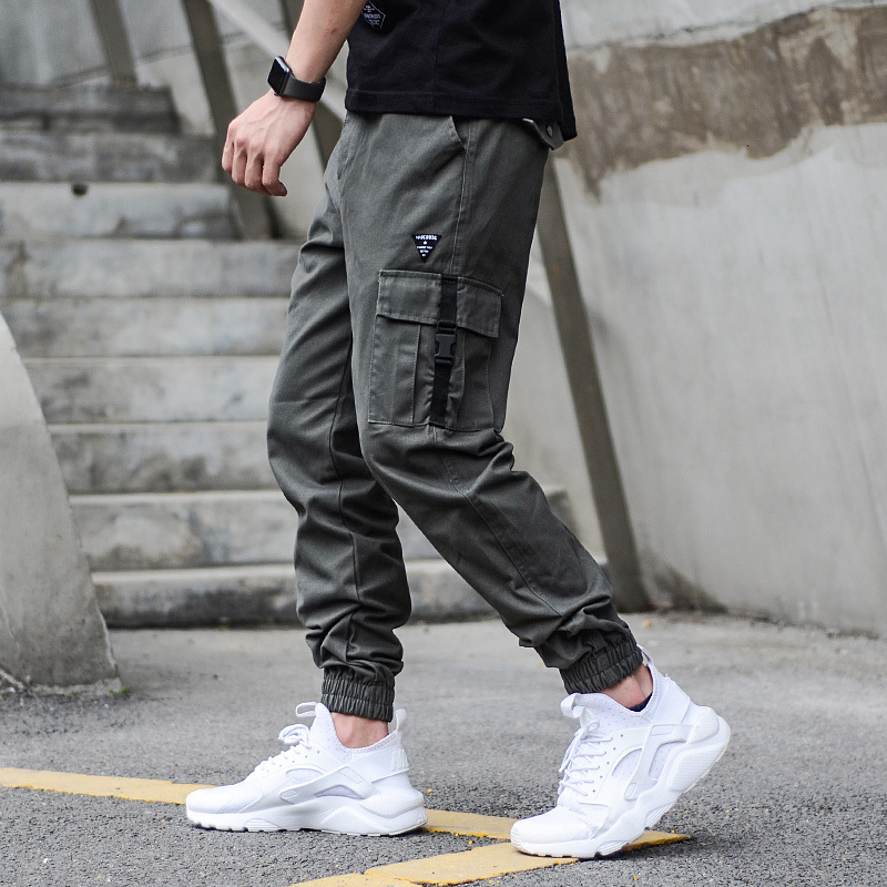 

2021 New Japanese Vintage Fashion Fit Big Pocket Casual Streetwear Hip Hop Designer Joggers Pants Men Ljeo, Black
