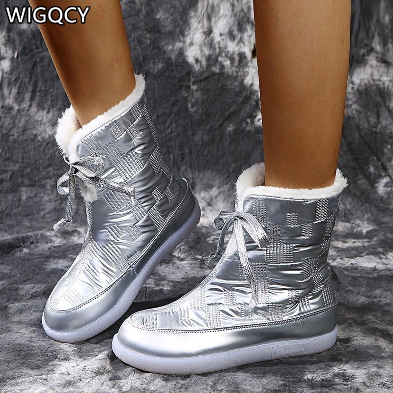 

2020 winter new women's large-size flat-heeled mid-tube women's front lace solid color round toe snow boots leather boots W411, Black