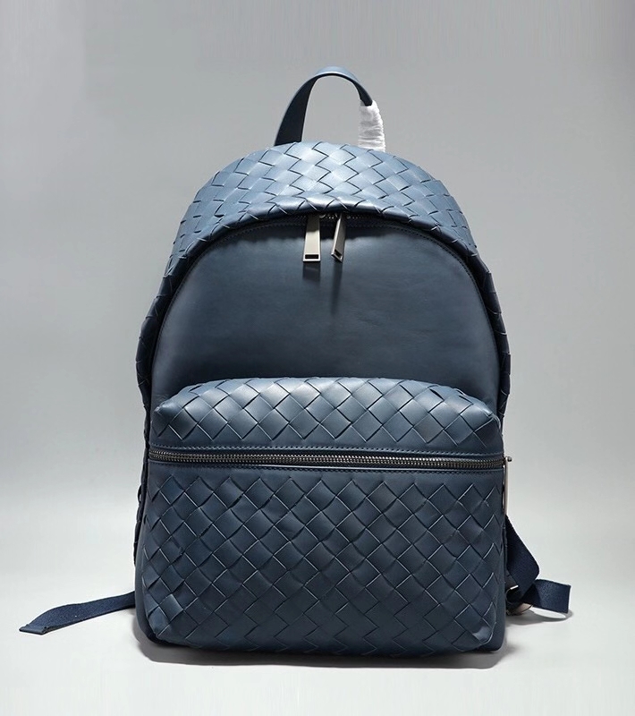 

Nrw arrival top quality blue color boar cowhide genuine leather crochet men backpack double shoulder bags travel bags free shipping new bag