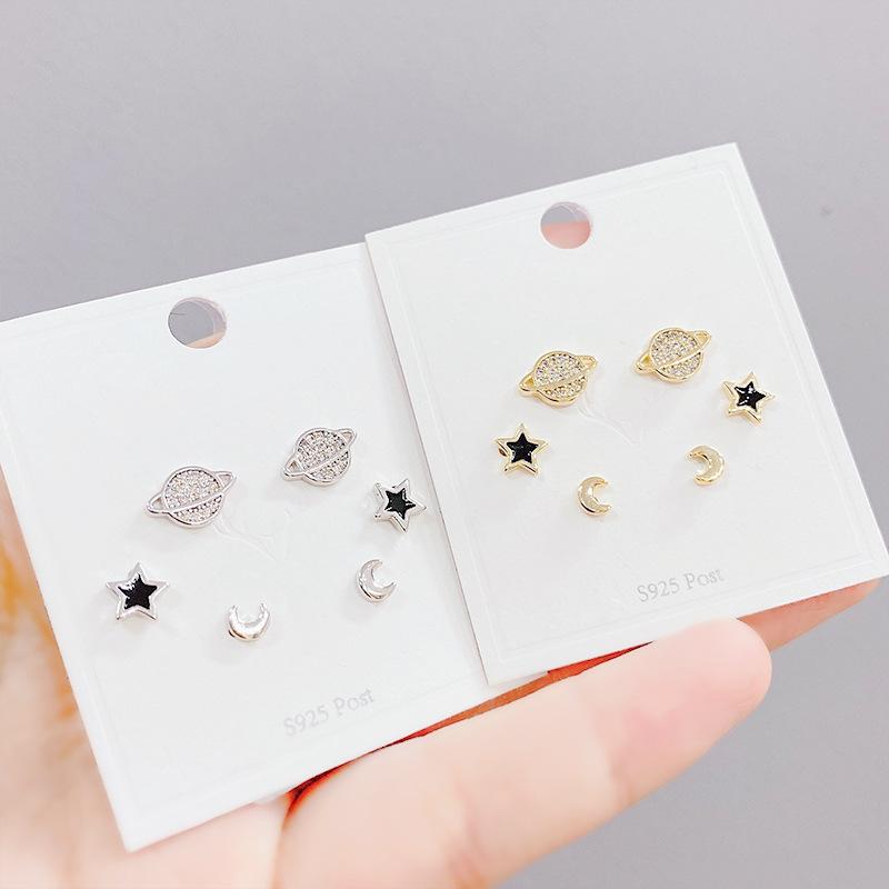 

Micro-inlaid Zircon Planet Three-piece Earrings Small Personality One Card Three Pairs Combination Earrings February 14 Gift