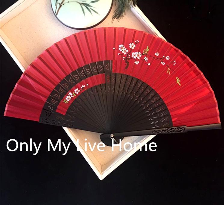 

Hand-painted asymmetry Chinese Fan Decoration Classic Openwork Bamboo Folding Fan Women Traditional Craft Silk Hand Wedding