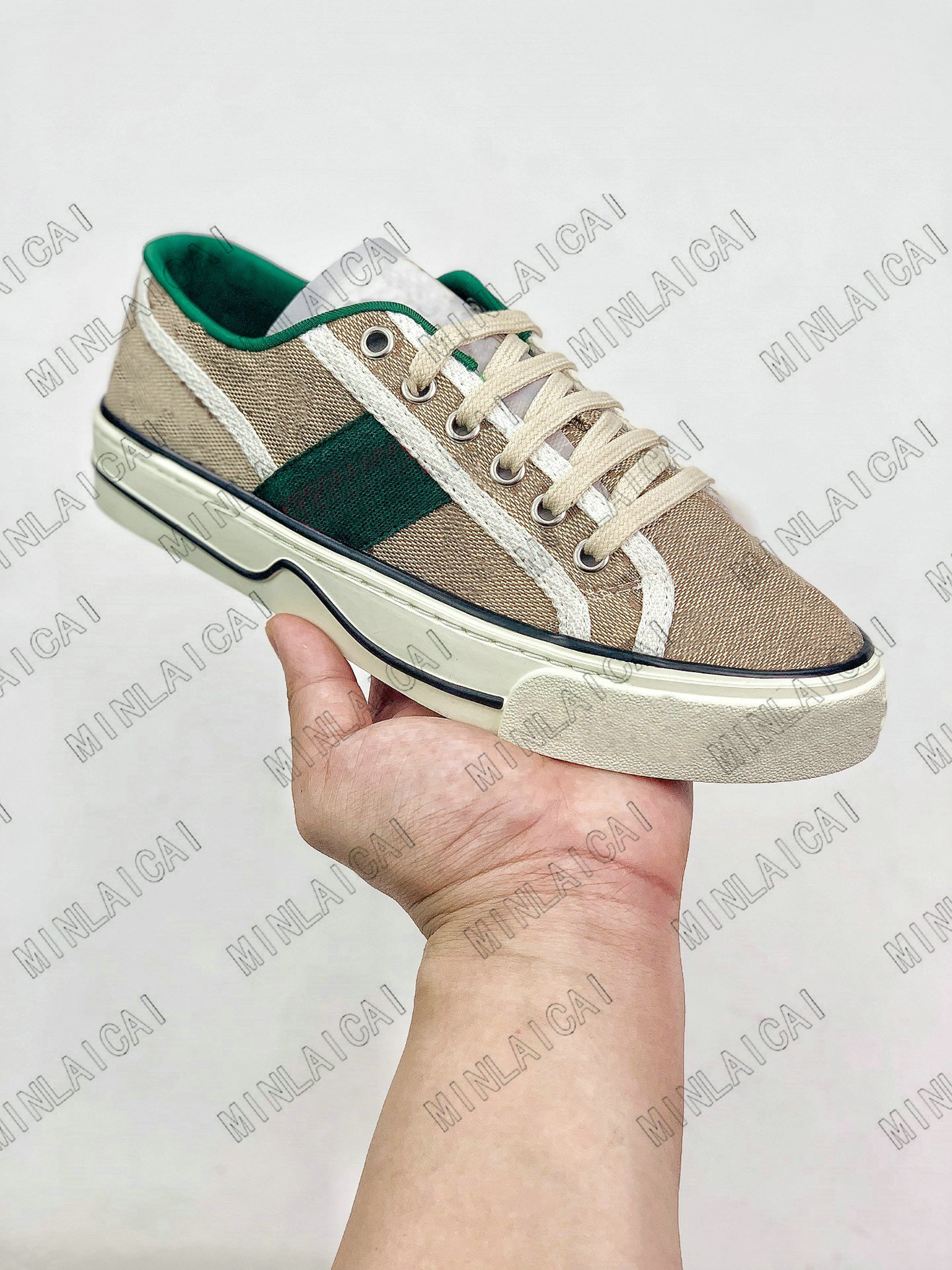 

Tennis 1977 Sneakers Luxurys Vintage Runner Trainers Mens Off The Grid Flats Skate Designer Womens 1977 Casual Shoes, 10
