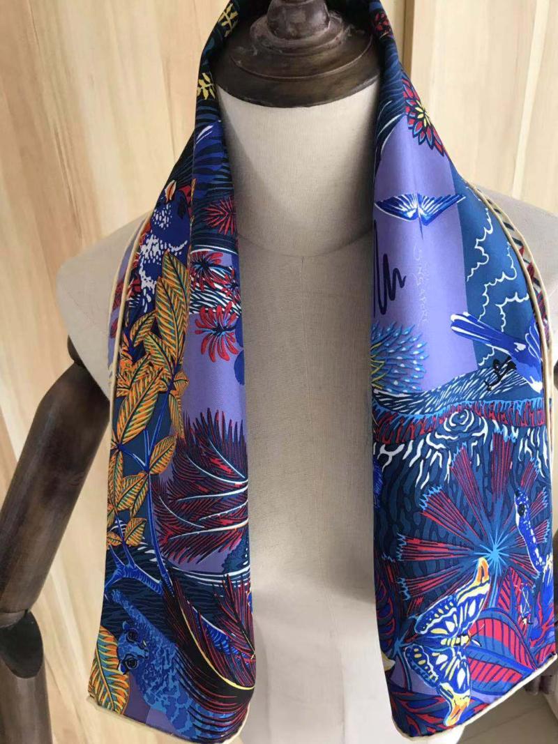 

2021 new arrival winter autumn classic pattern 100% pure silk scarf twill hand made roll 90*90 cm shawl wrap for women lady