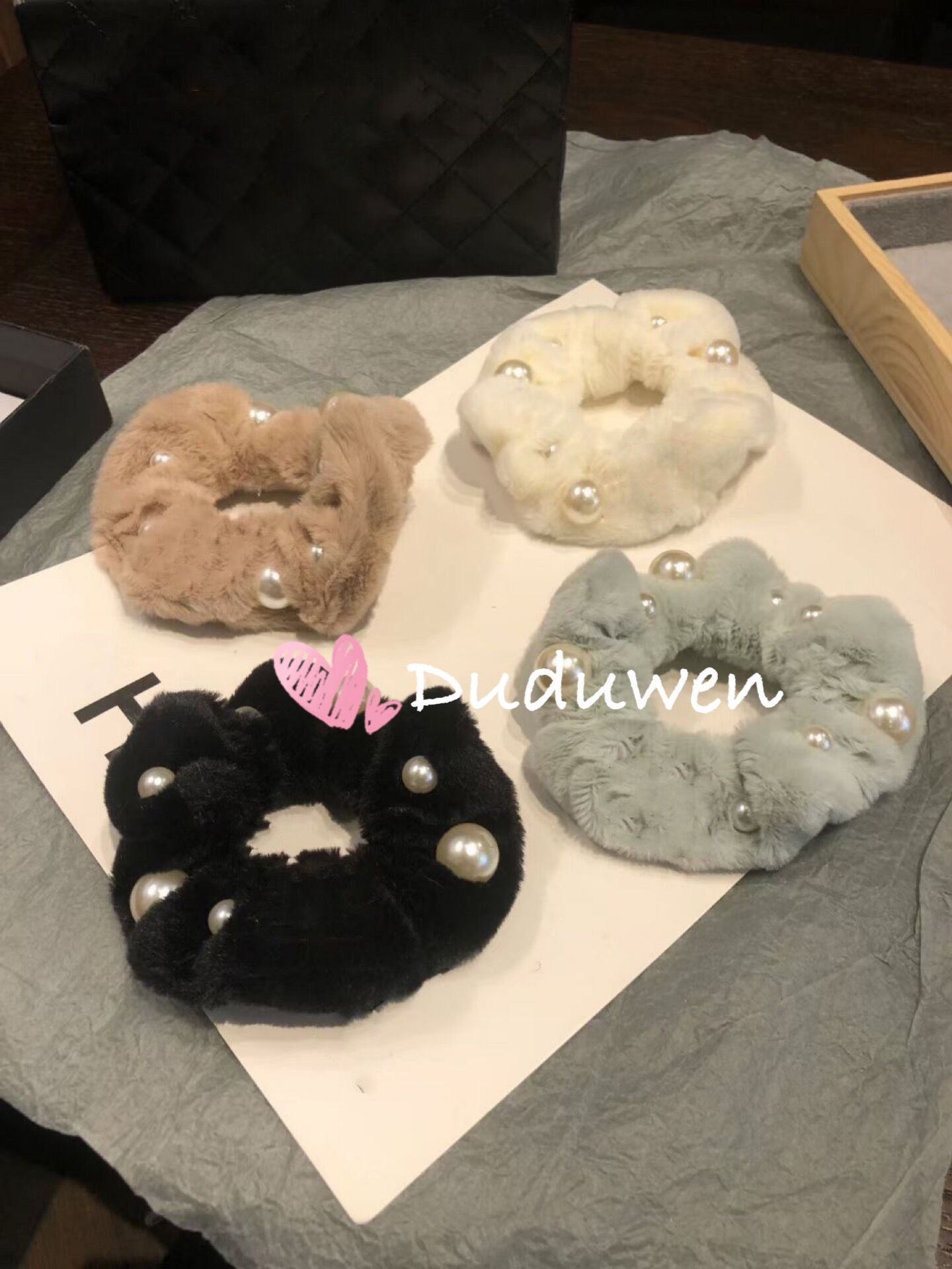 

party gift fur fashion symbol classic pearls elastic plush hair ties hairrope hairband( no box)