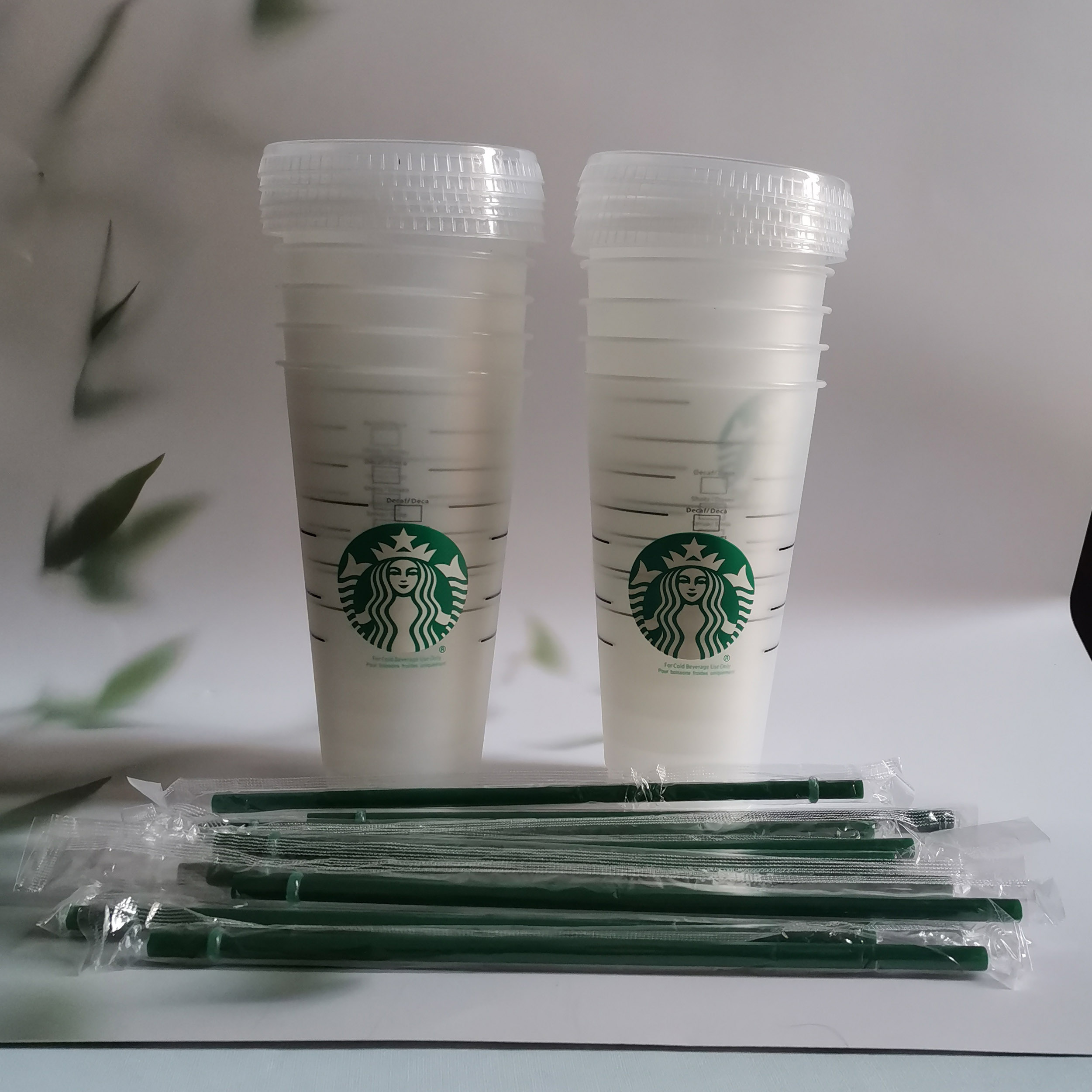 

5PCS 24oz/710ml Tumblers Plastic Drinking Juice Cup With Lip And Straw Magic Coffee Mug Costom Starbucks Transparen 7color, Dark blue box