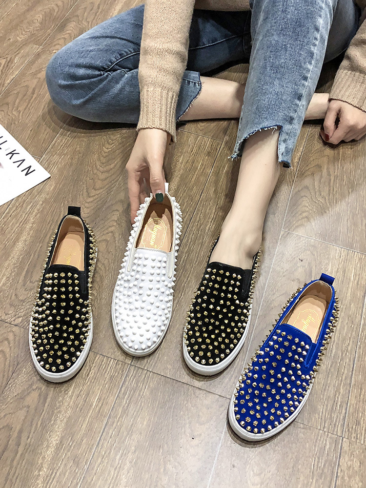 

2021 The New Ladies Toe Riveites Studs Slip-on Shoes Female Fashion Moccasins with Skin Jw18