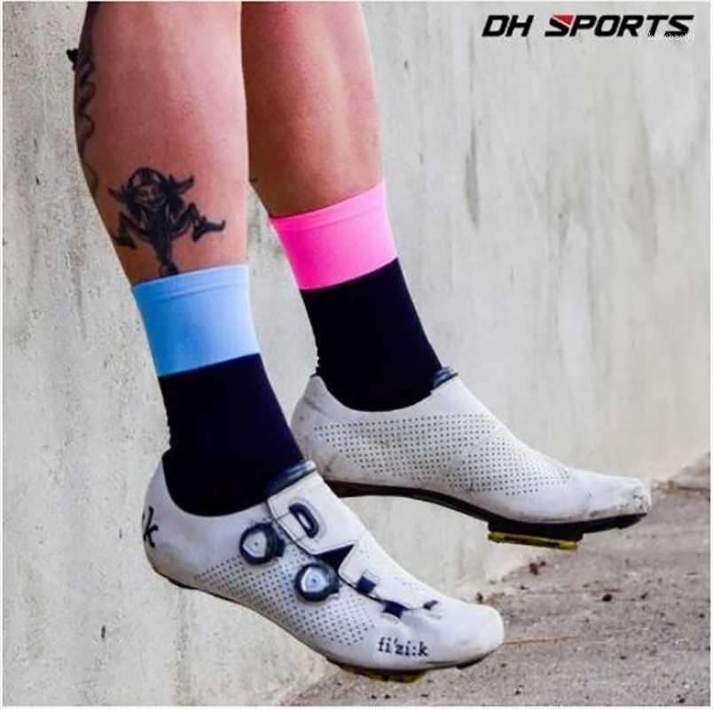 

DH SPORTS Cycling Socks Professional Calcetines Ciclismo Hombre Outdoor Road Bicycle Socks Brand Running Compression Sport1, Dh-19 color as shown
