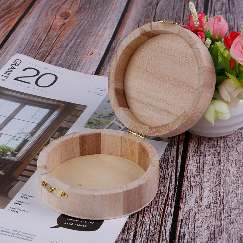

1Pcs Natural Wood Small Wooden Box with Lid and Lock Jewerally Storage Box Wedding Table Gift Makeup Organizer