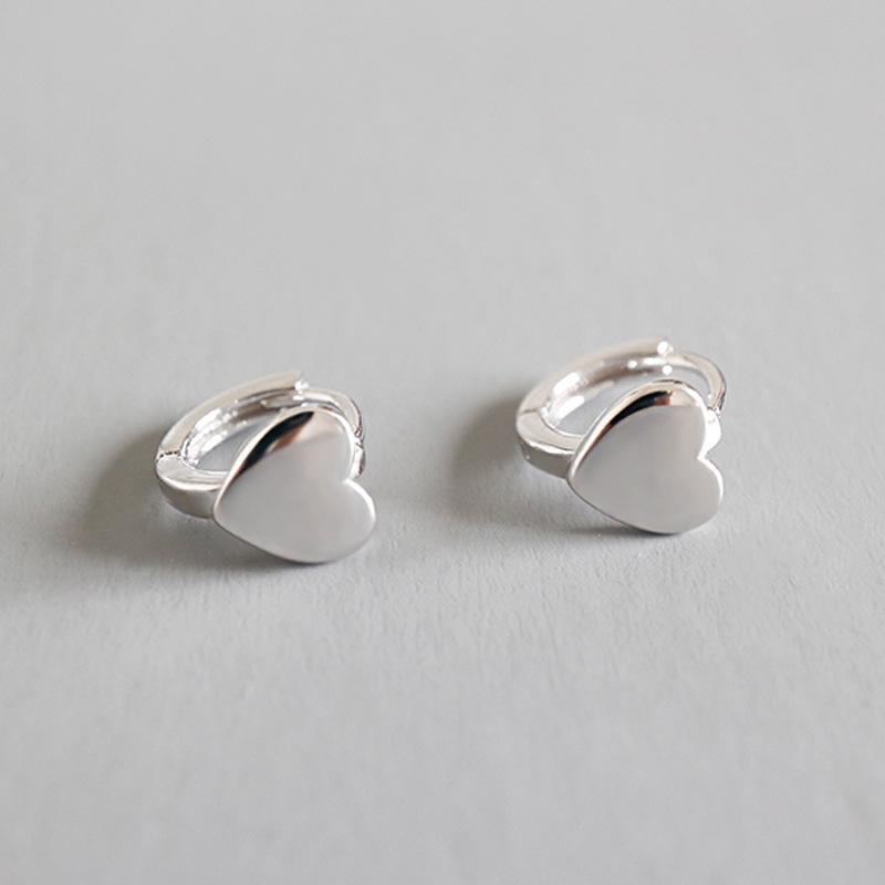 

WTLTC 925 Sterling Sliver Heart Hoops Earrings For Women Small Love Cartilage Hoops Earrings Tiny Ear Cuff Gift For Her