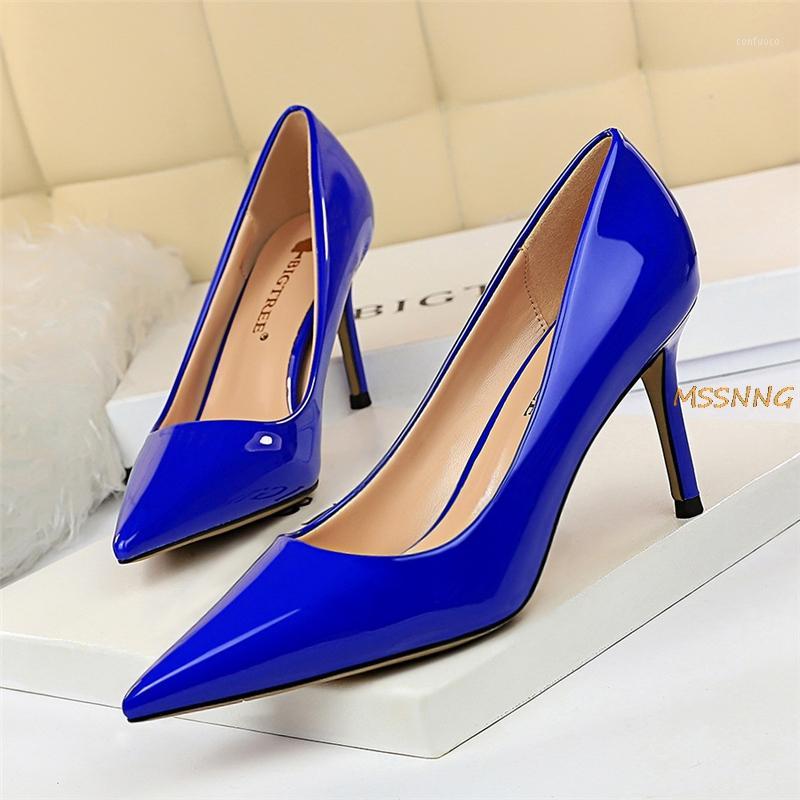 

2020 Fashion Women 8.5cm High Heels Pointed Toe Pumps Office Lady Patent Leather Candy Color Stiletto Wedding Shoes Plus Size1, Beige
