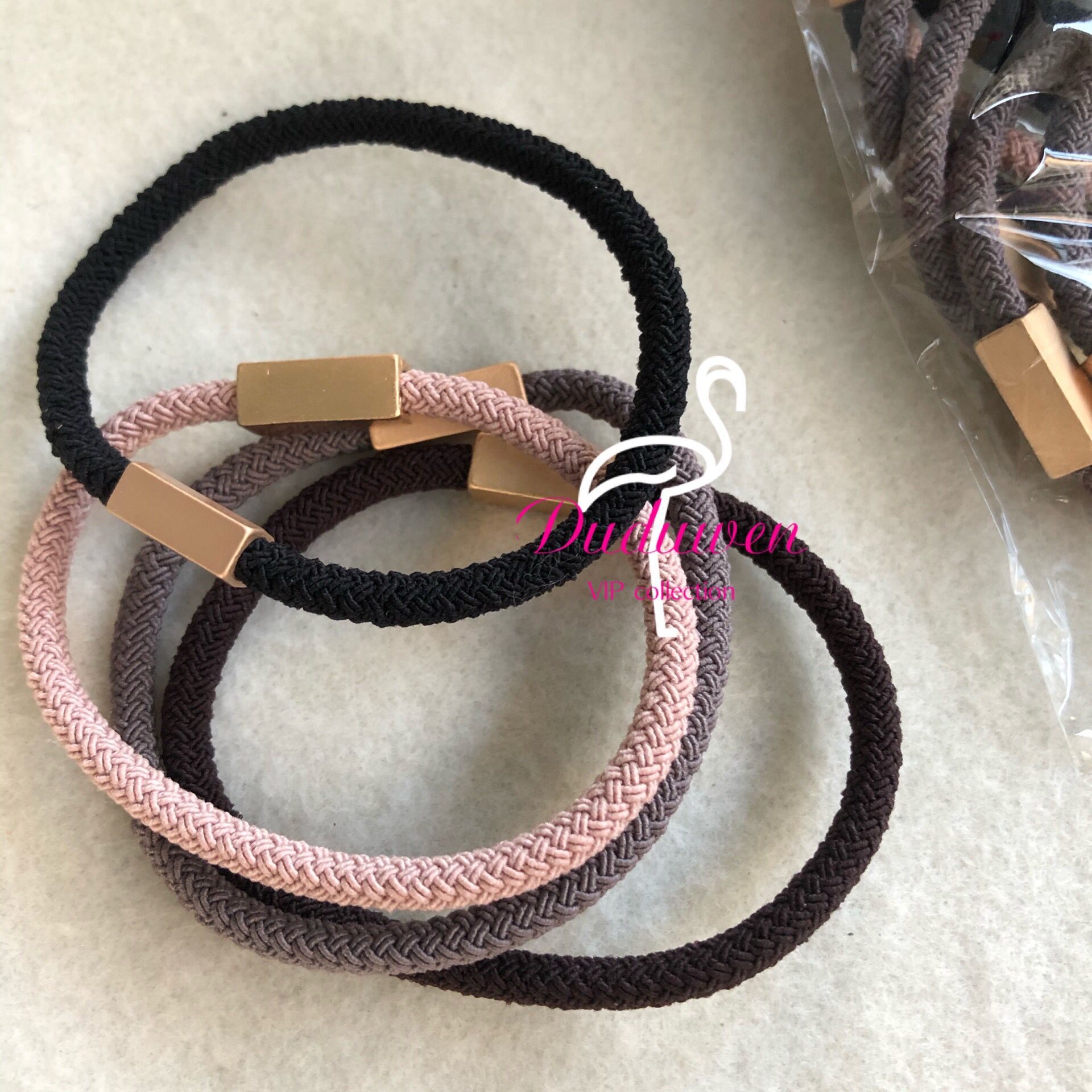 

durable elastic hair hand square metal engrave letter C fashion hair tie classic hair rope V gift collection accessories