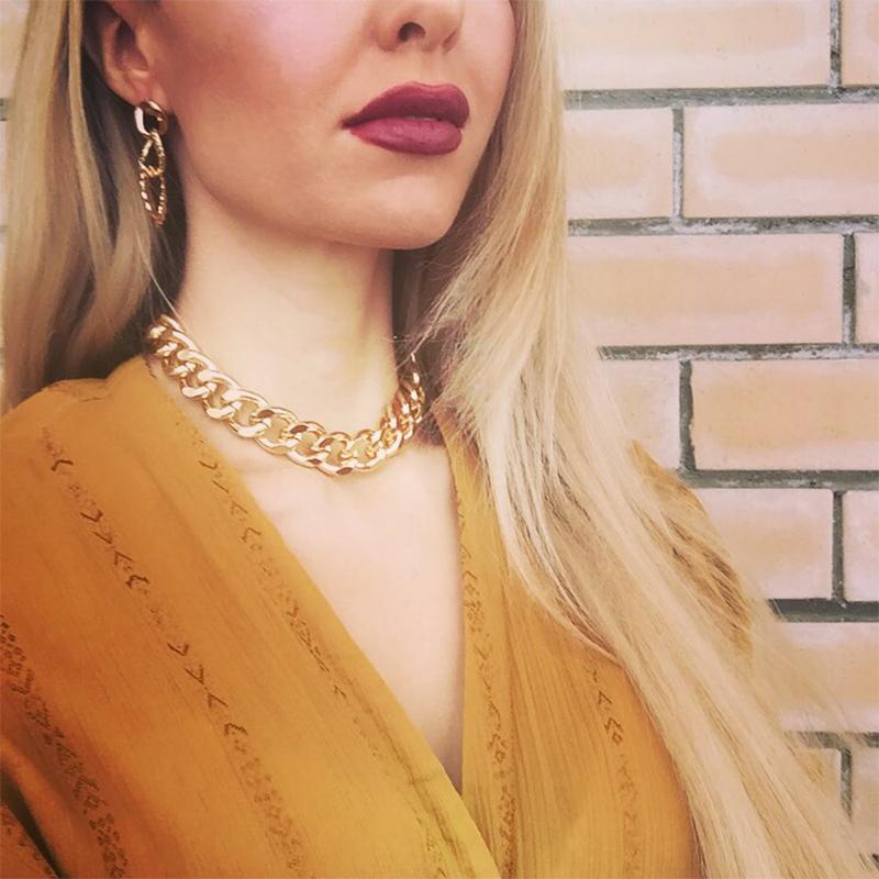 

European and American retro portrait of exaggerated thick chain necklace double personality chain hip-hop neck short colla