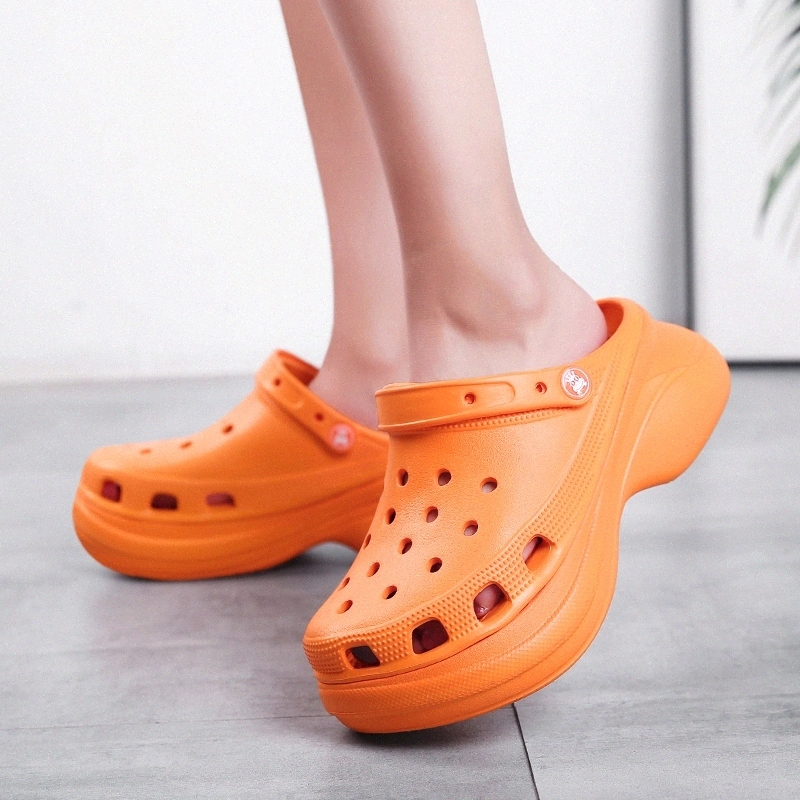 

Clog Women's Shoes Sandals 2020 Platform Sandals Croc Garden Beach Slippers Slip on For Girl Beach Shoes Fashion Slides Outdoor #ae2z, Black