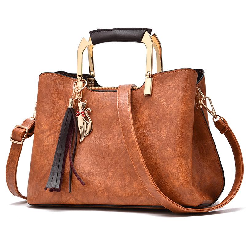 

2021 new women's bag PU leather shoulder bag messenger solid color fashion women's retro handbag middle-aged mother, Black