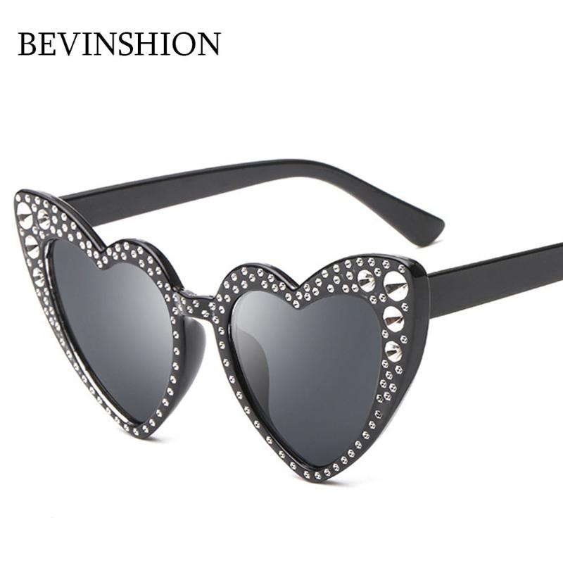 

Sexy Cute Heart Sunglasses Women Luxury Diamond Mosaic Laser Love Shaped Sun Glasses Female Brand New Cat Eye Eyewear Pink Black