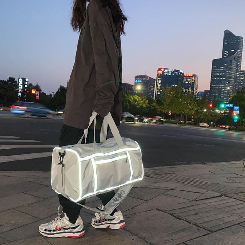 

Reflective Gym Bag Sport Shoulder Athletic Bag Women Large Capacity Fitness Handbag Men Yoga Sneaker Travel for Skates 2021, Black