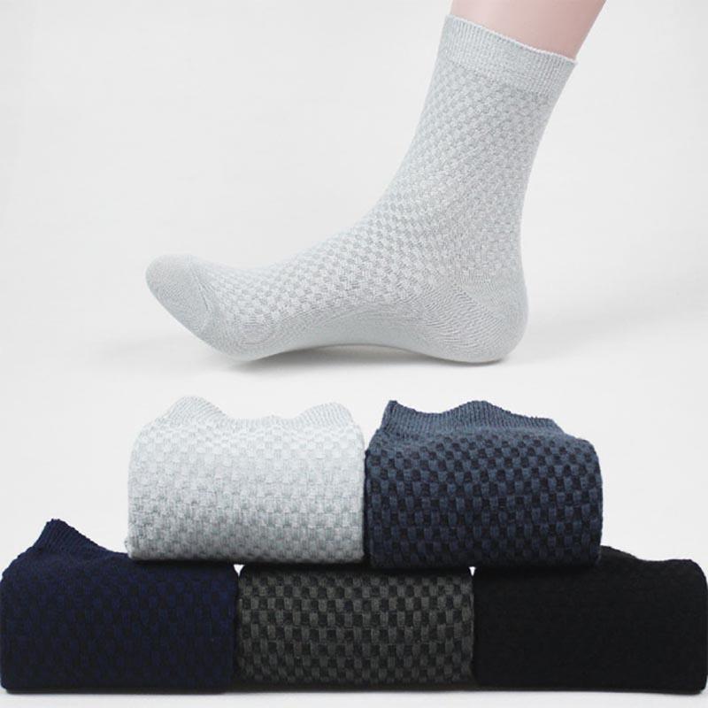 

Q 1Pair Men's socks Square Patterns for Male Pure Color Business Style In Tube Socks Casual Thin Breathable Bamboo Fiber, Black