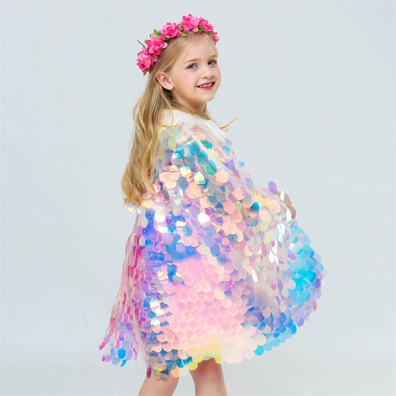 

Fashion Girls Sequin Capes Cloak Rainbow Fish Scale Cape for Children Christmas Halloween Cosplay Little Memaid Princess Costume LJ200828, Blue