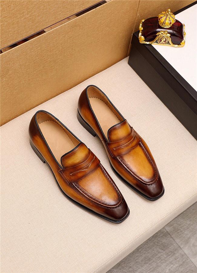 

New Men Classic Business Shoes Man Dress Shoes Fashion Korea Pointed Toe Lace-Up Formal Wedding Shoes Designer Men Black Lattice