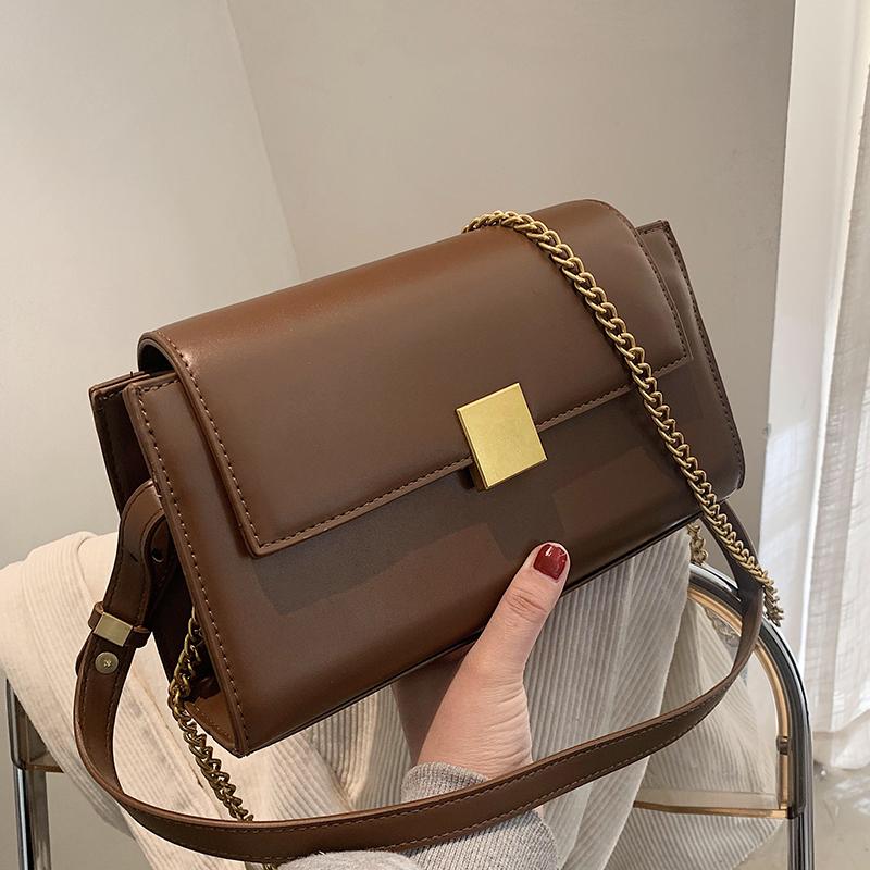 

Classic Chain Shoulder Bag Women Handbag Luxury Designer Crossboday Bag Women Shoulder Purse, Black