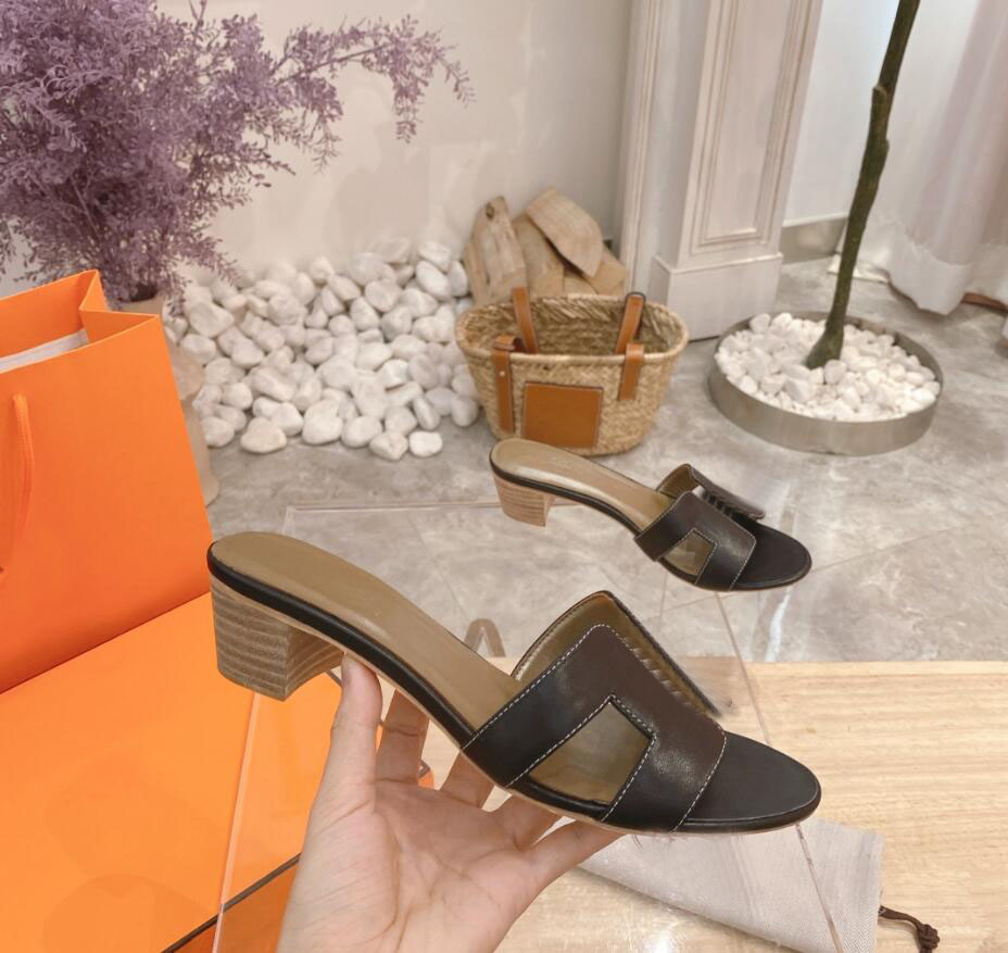 

H Oasis sandals Oran women slippers Slides Designer Classic Flat Slippers Red Yellow Cartoon Real Leather Ladies Summer Beach Sexy Shoes, Color 23