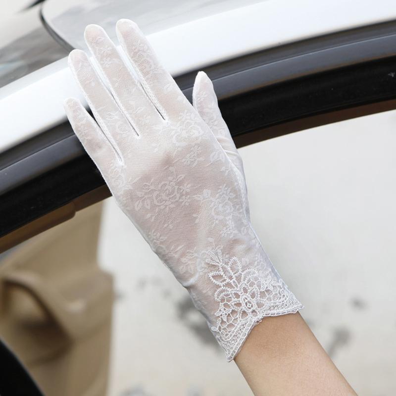 

Lady Fashion Silk Flower UV Protection Non-Slip Driving Screentouch Gloves