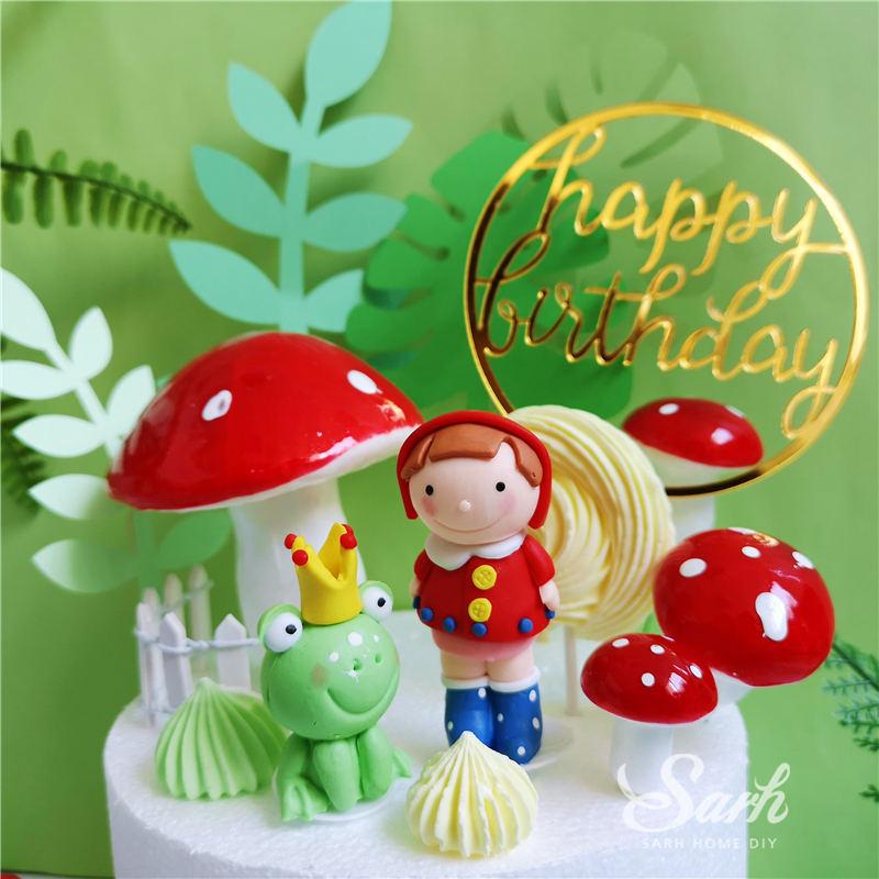 

Ins Red Cap Girl Decoration Crown Frog Prince for Children's Day Party Cake Toppers Happy Birthday Wedding Supplies Cute Gifts