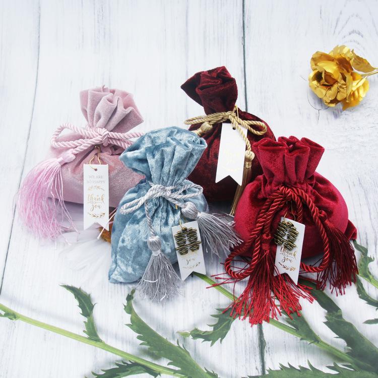 

Chinese Style Drawstring Wedding Candy Bag Velvet Gift Bag WB7781