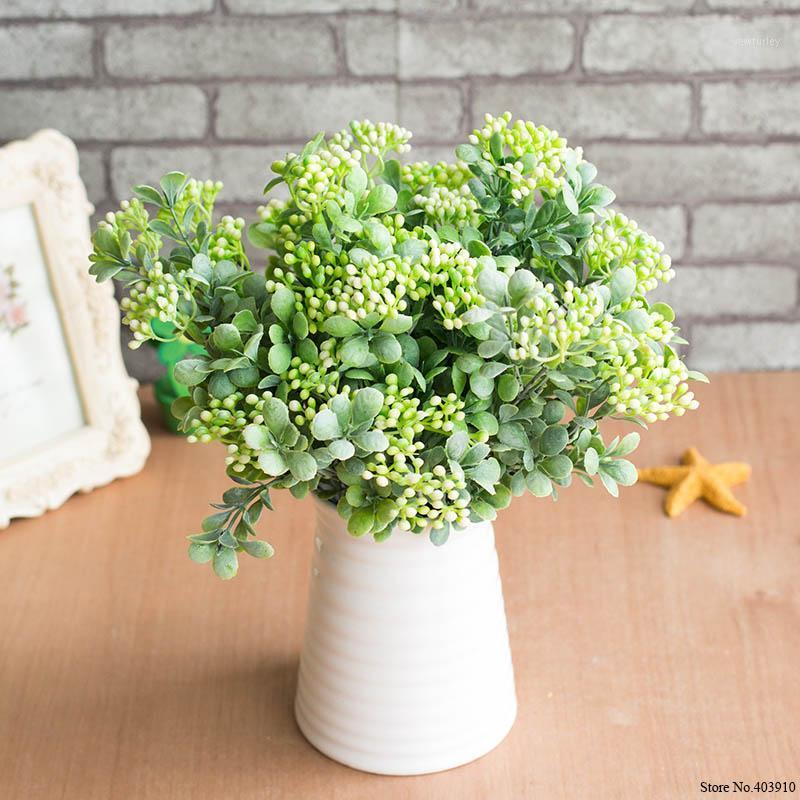 

7 Branches green artificial berry flowers bouquet artificial fruit plants mini leaf outdoor living room wedding decoration1