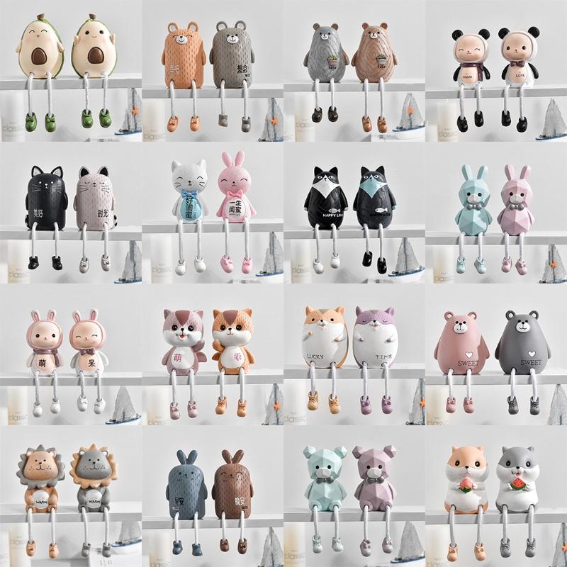 

2pcs/Set Cute Animals Style Creative Wall Hanging Foot Doll Resin Crafts Hanging Leg Doll Elf Figurines Home Decoration