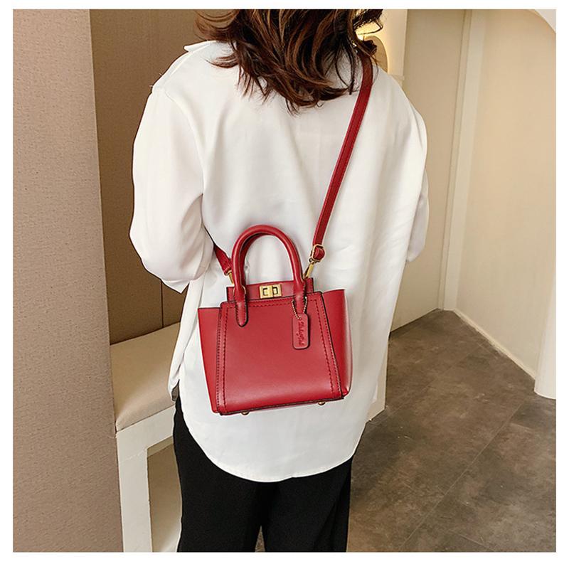 

mini bag for women 2021 small handbag luxury designers fashion crossbody clamshell Tote bag sac de luxe femme, Black